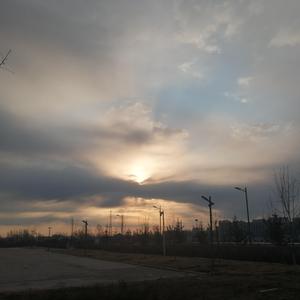 舔吴燕妮脚底板
